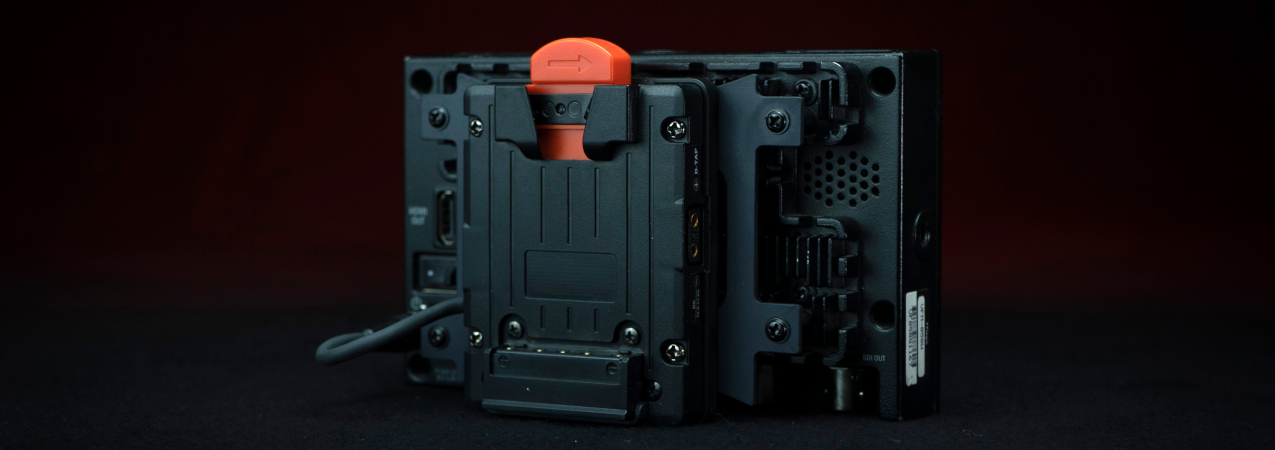 V-lock battery plate